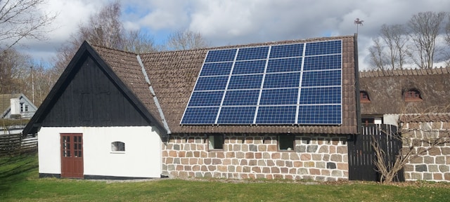 Rense solceller sikkert